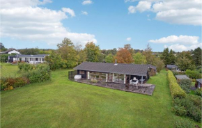 Stunning Home In Ebeltoft With Sauna